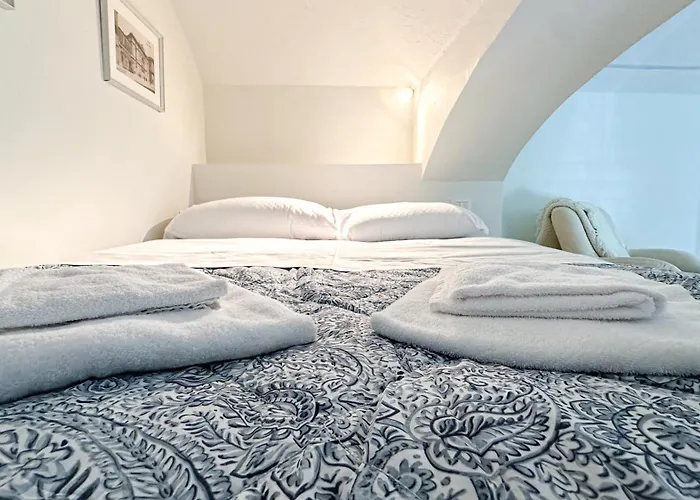 Oasi Creativa Centro - Design & Relax Vicino Mole Апартаменты *